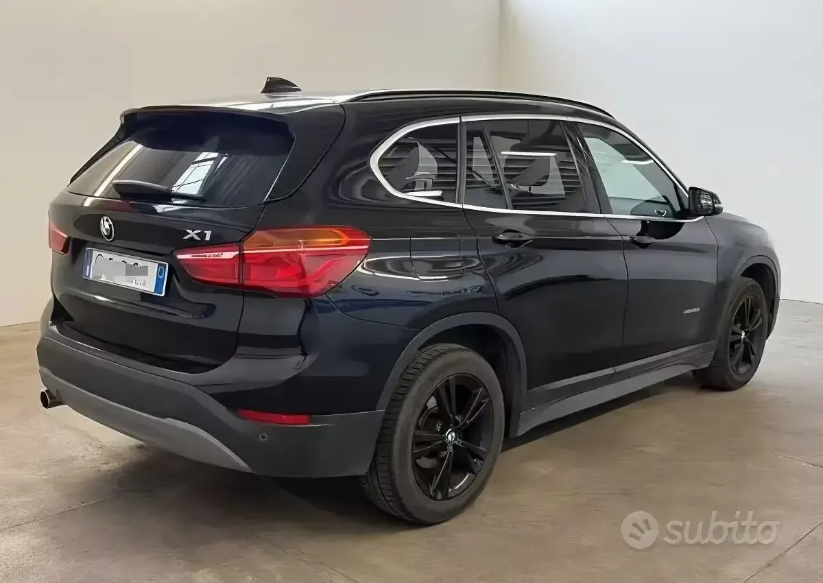 Usado BMW X1 Advantage 111 HP (81 kW) 2018 SUV