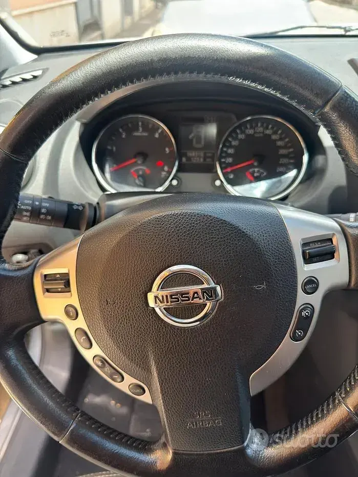 Usata Nissan Qashqai 131 CV (96 kW) 2012 SUV