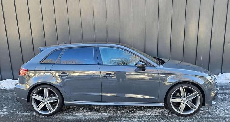 Usata Audi A3 Sport 150 CV (110 kW) 2018 Grigio Berlina