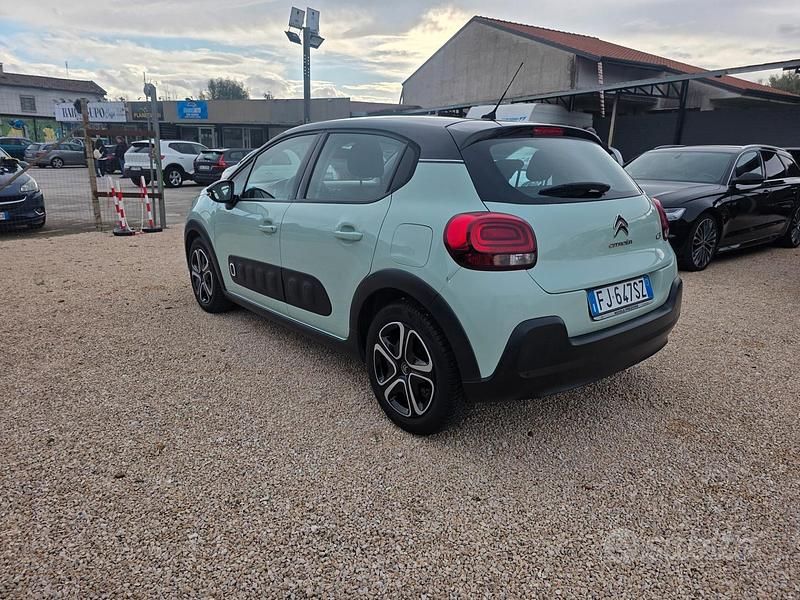 Usata Citroën C3 Shine 75 CV (55 kW) 2017 Verde Berlina
