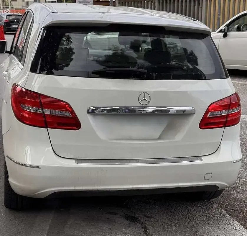 Usata Mercedes B160 Premium 90 CV (66 kW) 2014 Utilitaria