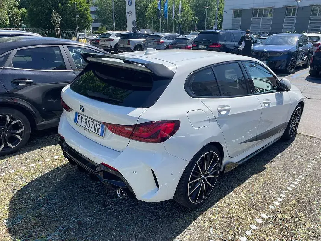 Usata BMW 118 M Sport 150 CV (110 kW) 2019 Bianco Utilitaria