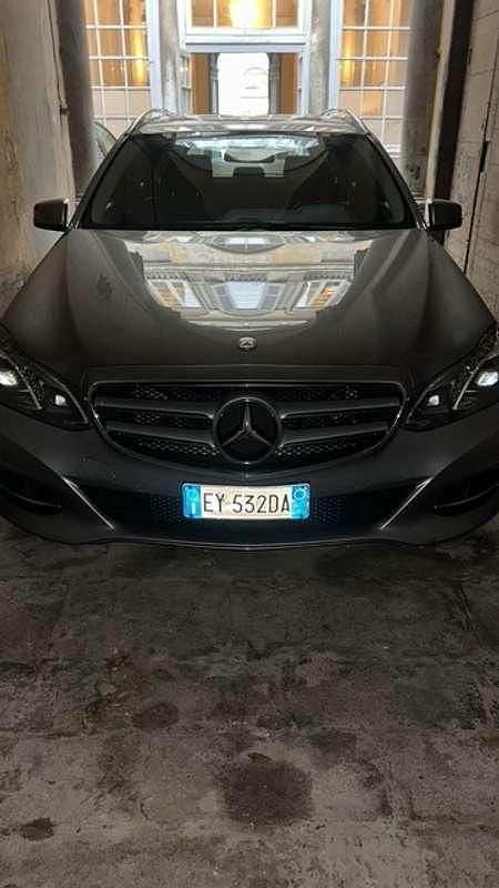 Usata 2015 Mercedes E250 Station wagon | 11.000 € (Buon prezzo) - Immagine 1/3