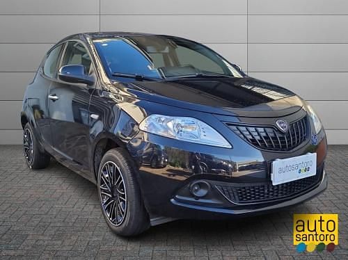 Usata Lancia Ypsilon S 69 CV (50 kW) 2024 Nero Utilitaria