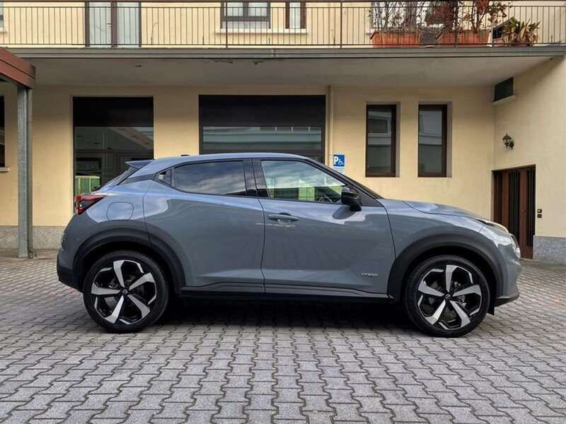 Usata Nissan Juke N-Connecta 143 CV (105 kW) 2024 Grigio SUV