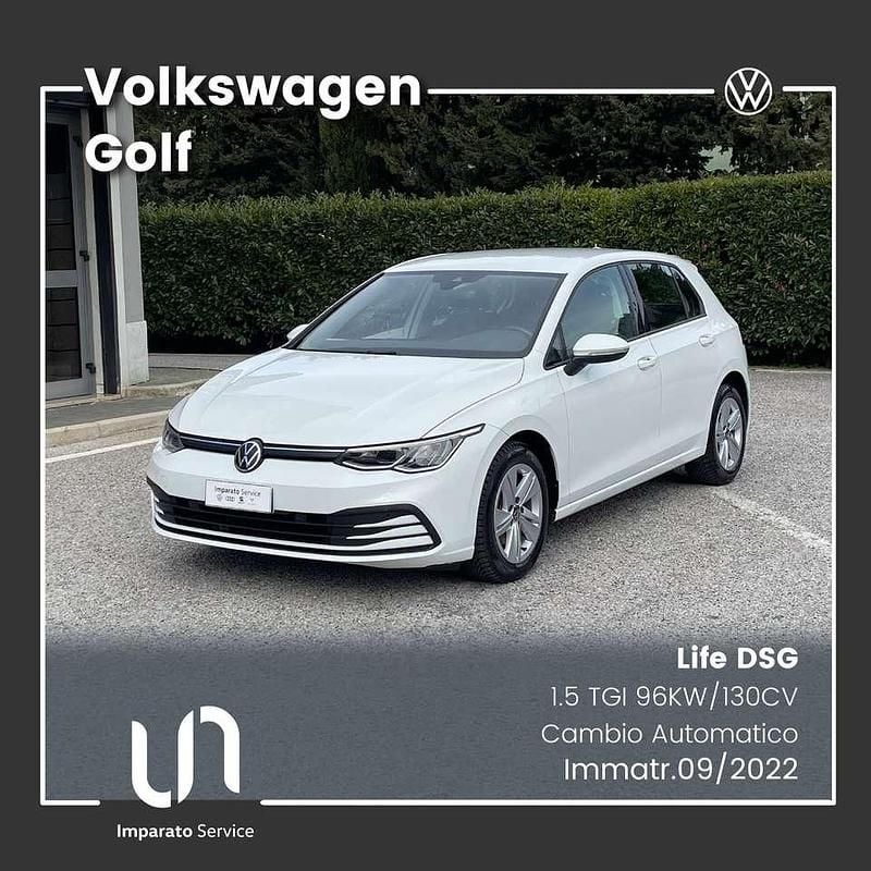 Usata VW Golf VIII Life 131 CV (96 kW) 2022 Pure white Berlina
