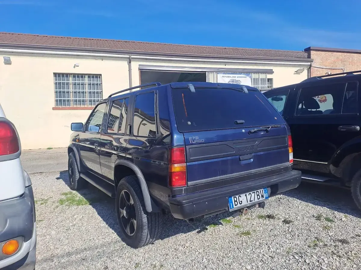Usata Nissan Terrano 99 CV (72 kW) 1990 Blu SUV