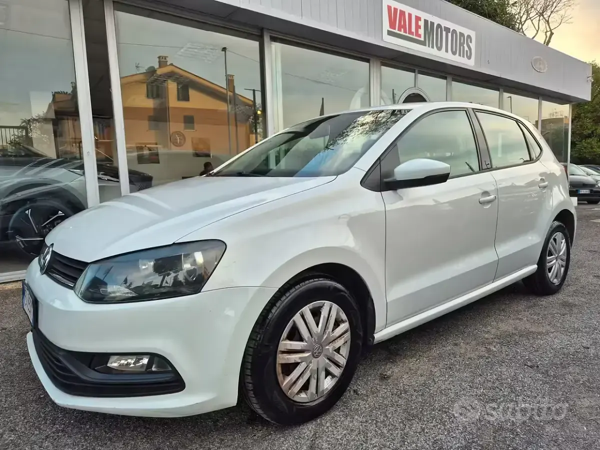 Usata VW Polo Trendline 75 CV (55 kW) 2016 Bianco Utilitaria