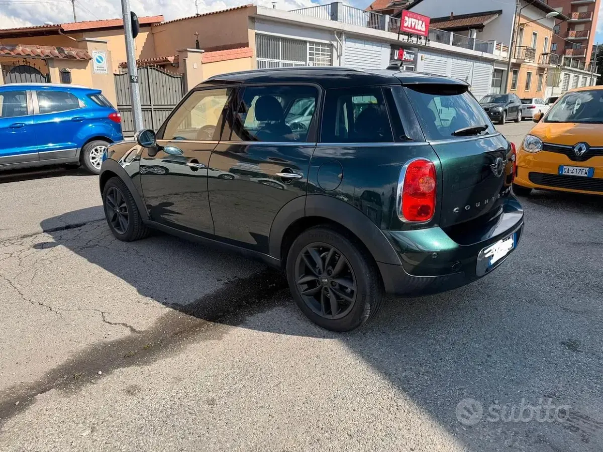 Usata Mini Cooper D Countryman Business 111 CV (81 kW) 2014 Verde SUV