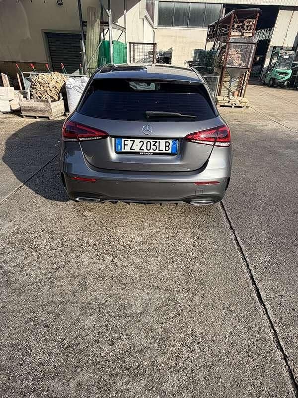 Usata Mercedes A180 Premium 116 CV (85 kW) 2019 Berlina