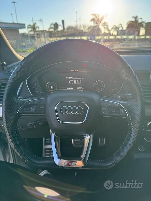Usata Audi Q5 S-line plus 190 CV (139 kW) 2019 Grigio SUV