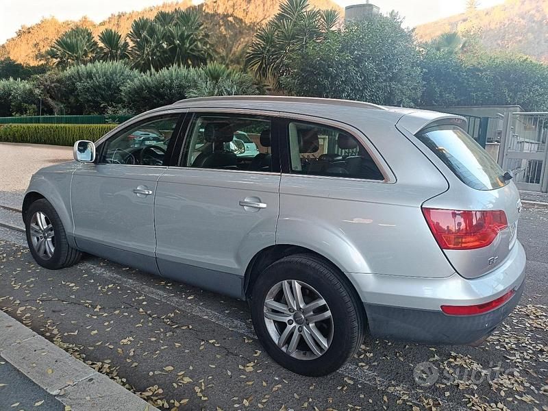 Usata Audi Q7 2007 Grigio SUV