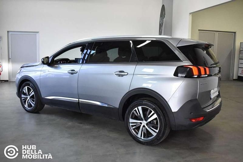 Occasion Peugeot 5008 Allure 131 ch (96 kW) 2023 Gris SUV