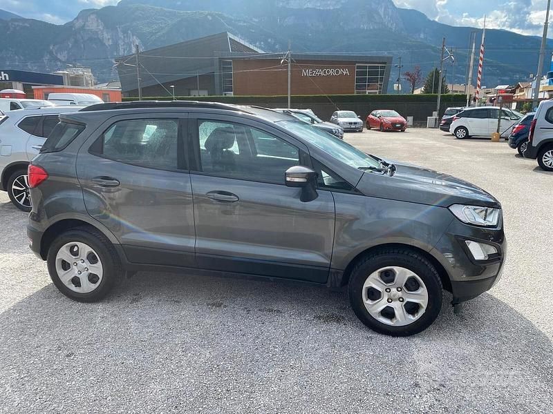 Grigio Usata 2018 Ford Ecosport Business Edition SUV | 11.800 € (Buon prezzo) - Immagine 1/4