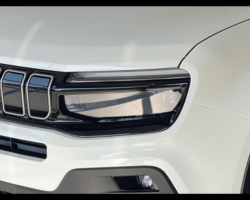 Nuova Jeep Avenger Summit 100 CV (73 kW) 2025 Silver zinith SUV