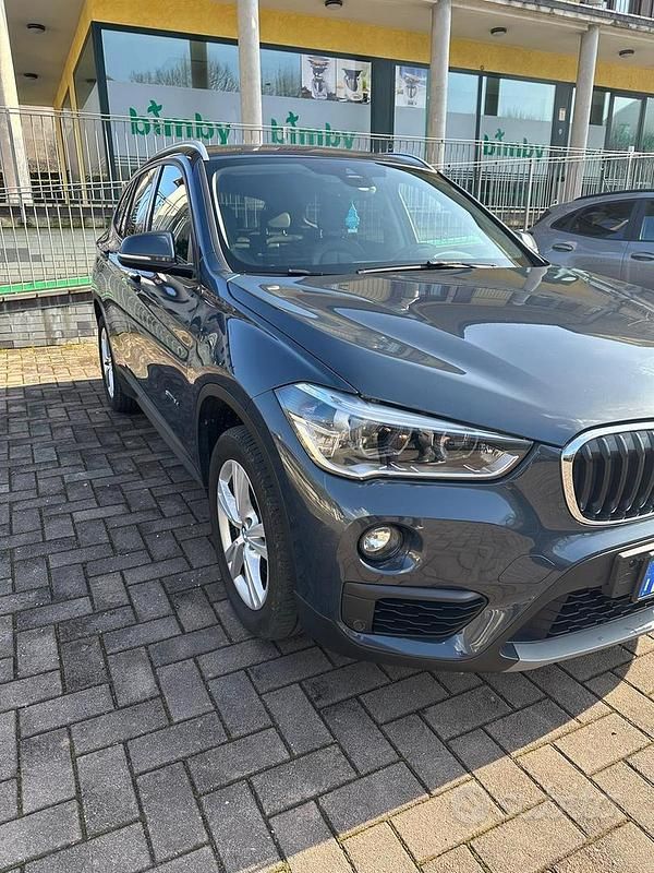 Usata BMW X1 150 CV (110 kW) 2017 Grigio SUV