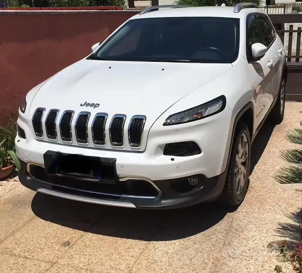 Usata Jeep Cherokee Limited 140 CV (102 kW) 2017 Bianco SUV