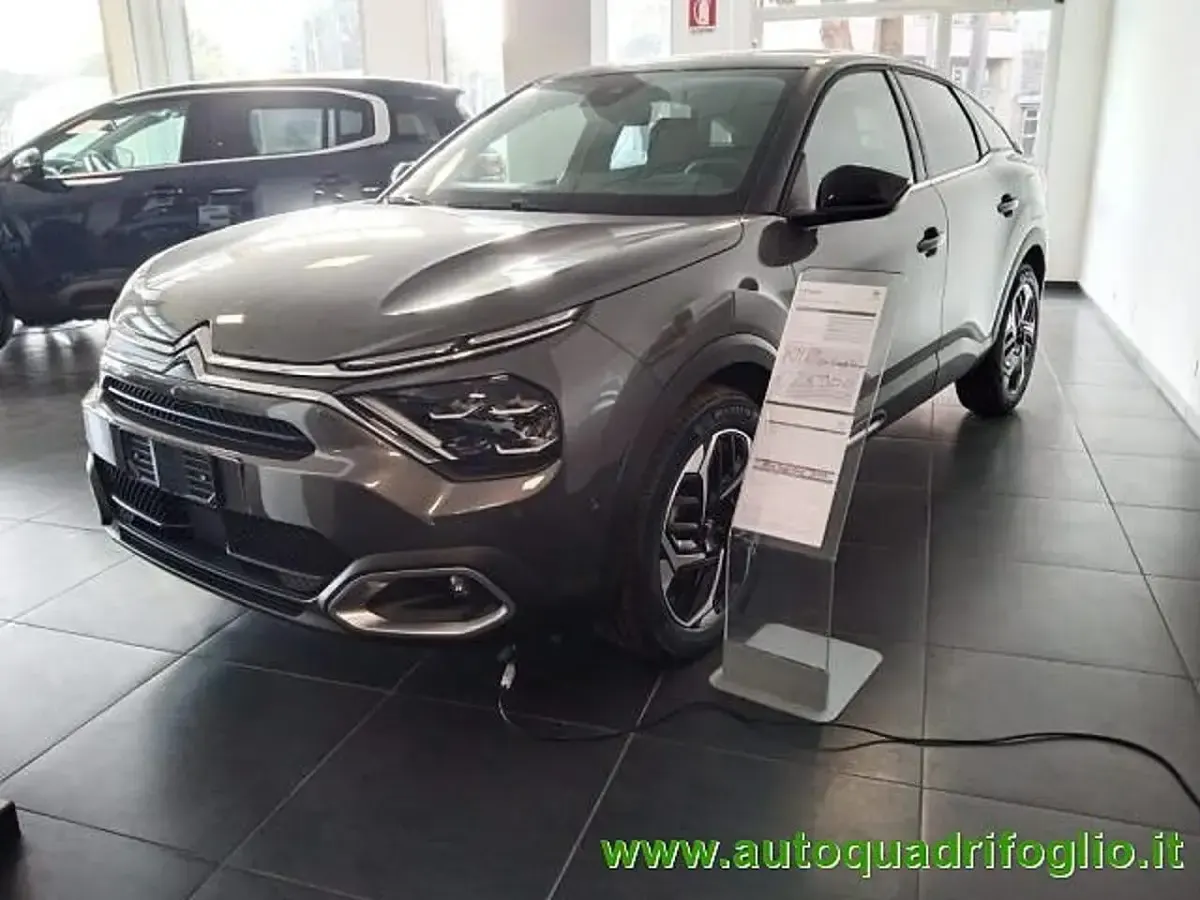Usata Citroën C4 PureTech 131 CV (96 kW) 2023 Grigio Berlina