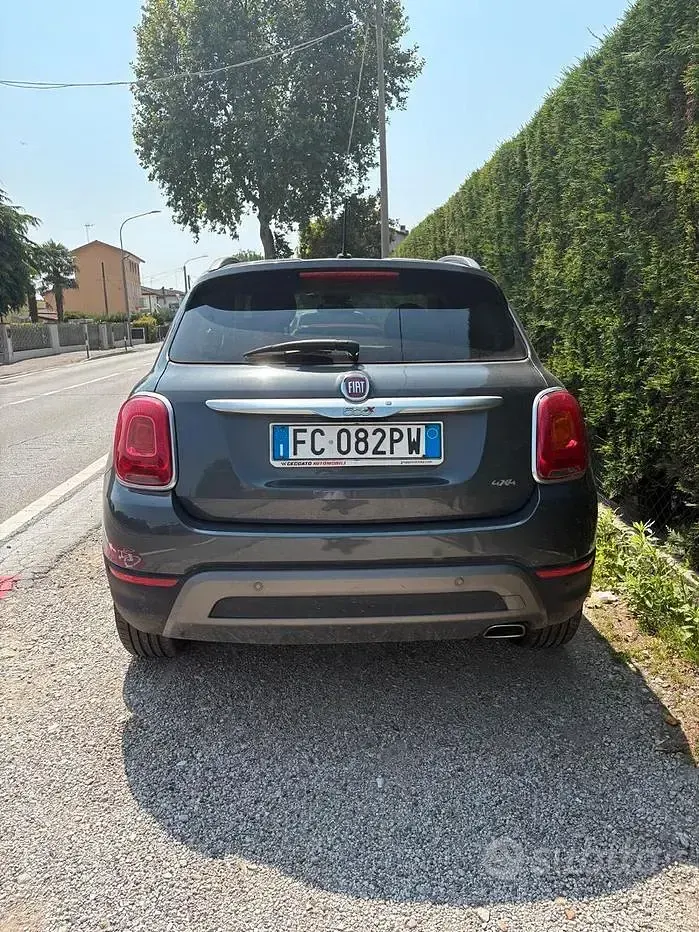 Usata Fiat 500X 140 CV (102 kW) 2016 Grigio SUV
