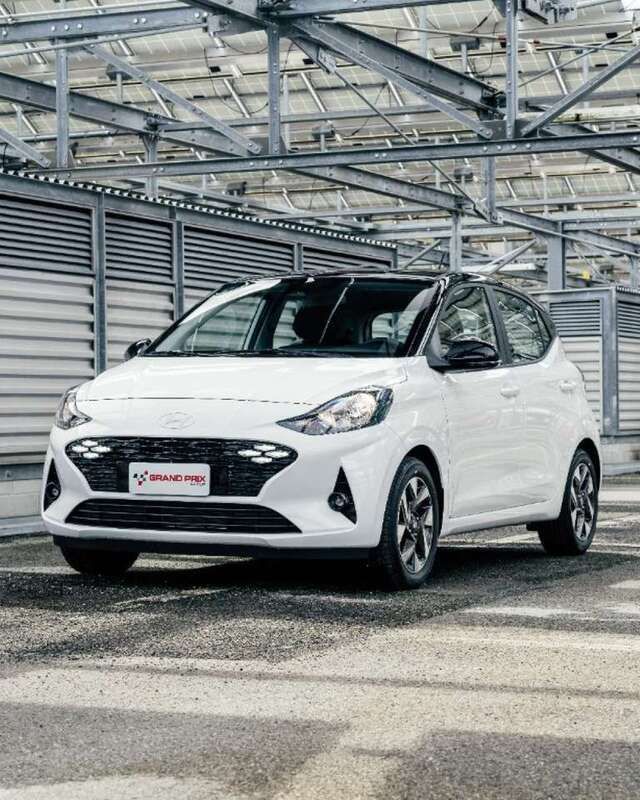 Nuova Hyundai i10 67 CV (49 kW) 2025 Argento Utilitaria