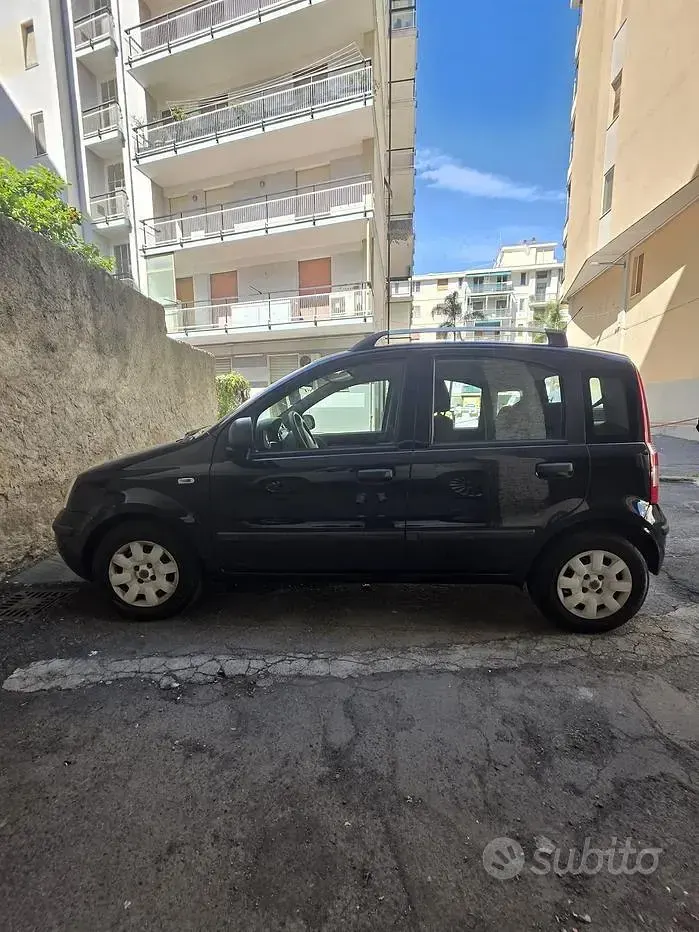 Usata Fiat Panda Active 69 CV (50 kW) 2011 Blu Utilitaria