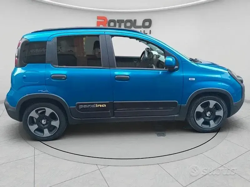 Usata Fiat Panda Cross Cross 69 CV (50 kW) 2025 Blu/azzurro Utilitaria