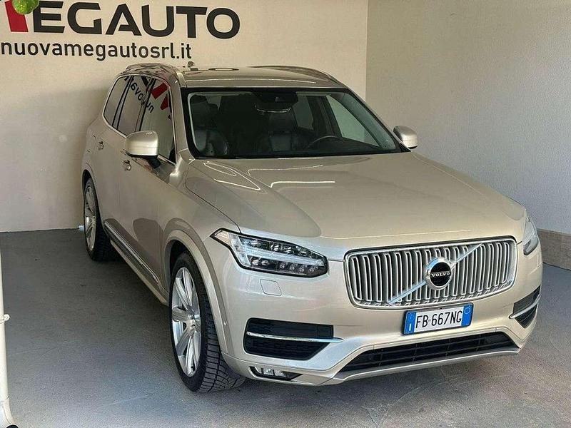 Usata Volvo XC90 Inscription 224 CV (164 kW) 2015 Oro SUV