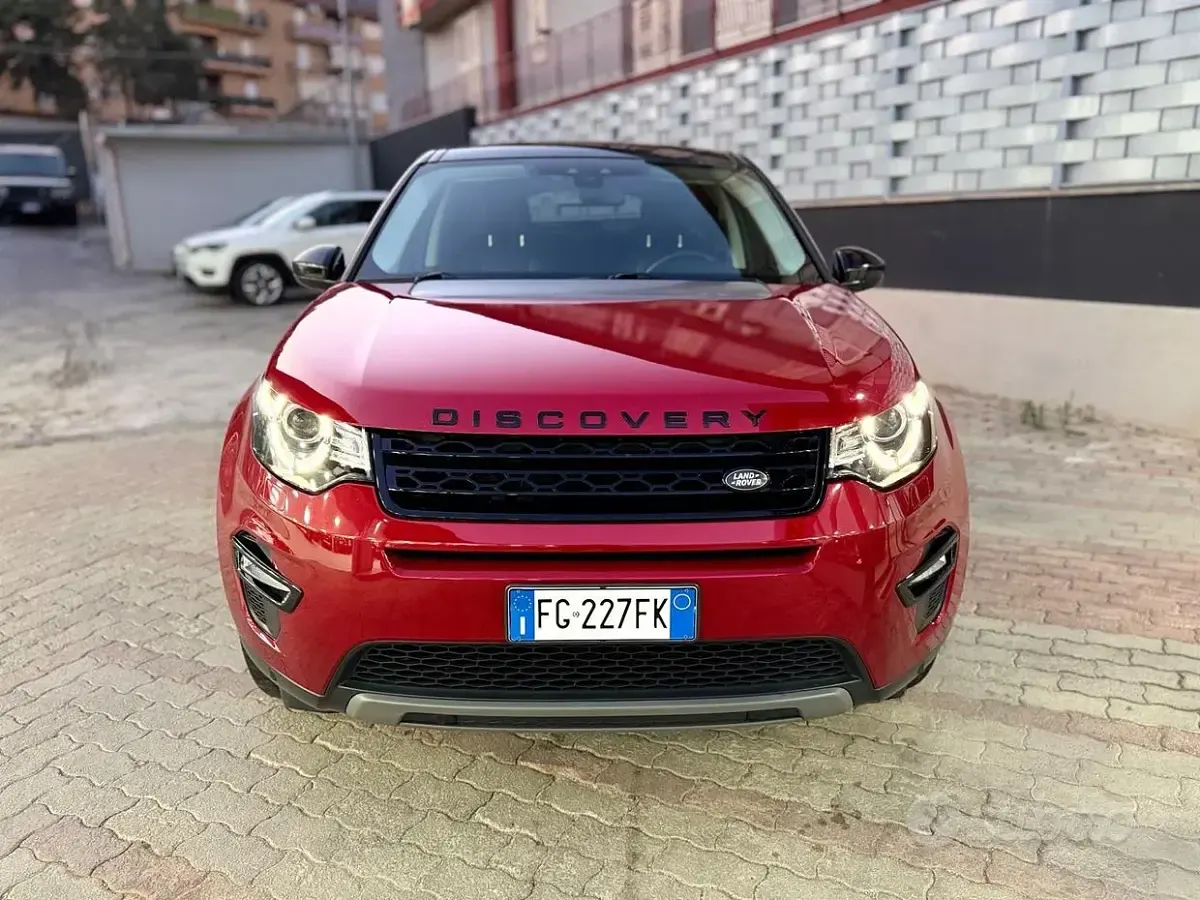 Usata Land Rover Discovery 4 HSE 150 CV (110 kW) 2016 Rosso SUV