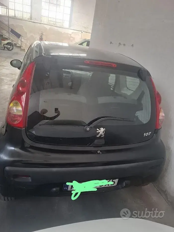 Usata Peugeot 107 68 CV (50 kW) 2007 Nero Utilitaria