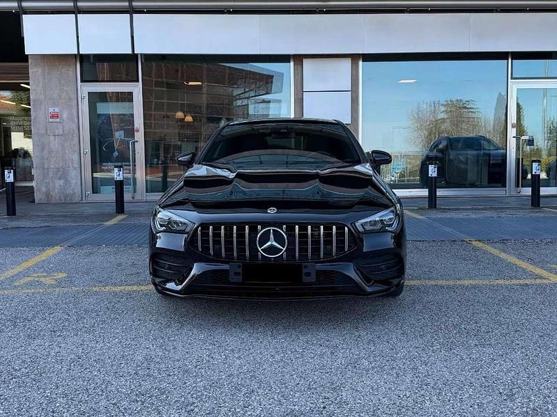 Usata Mercedes CLA250e Shooting Brake Premium 160 CV (117 kW) 2020 Nero Station wagon