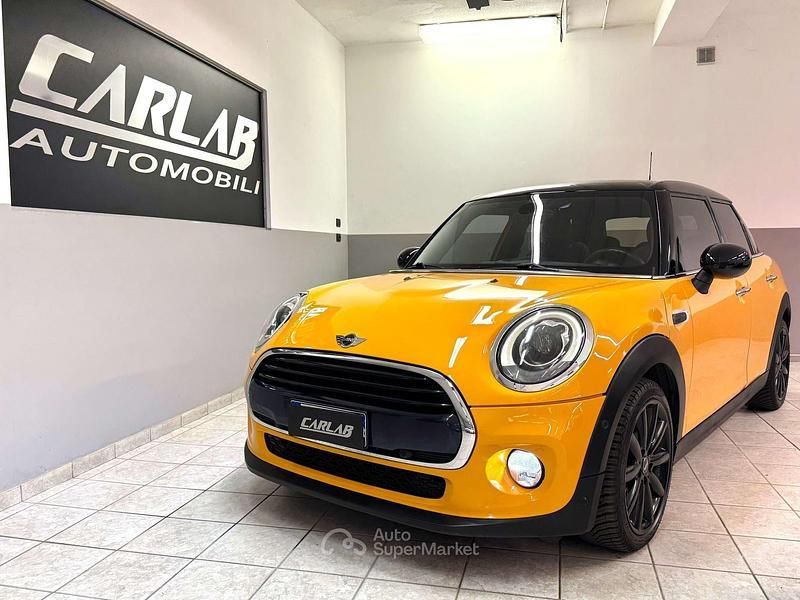 Giallo Usata 2017 Mini Cooper D Hype Utilitaria | 13.900 € (Cara) - Immagine 1/2
