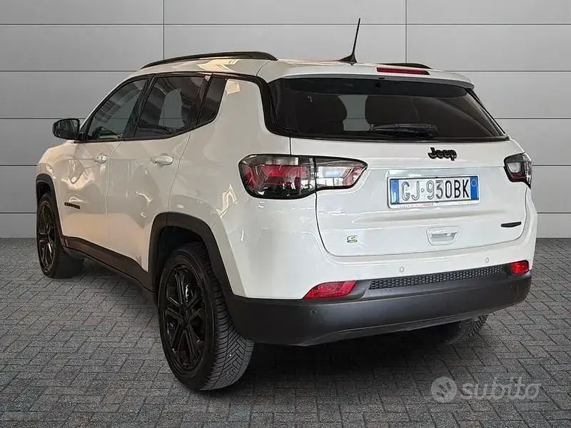 Usata Jeep Compass Night Eagle 131 CV (96 kW) 2022 Bianco SUV