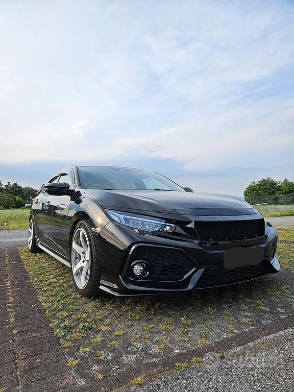 Usata 2019 Honda Civic Sport Plus Tre volumi | 22.990 € (Buon prezzo) - Immagine 1/4
