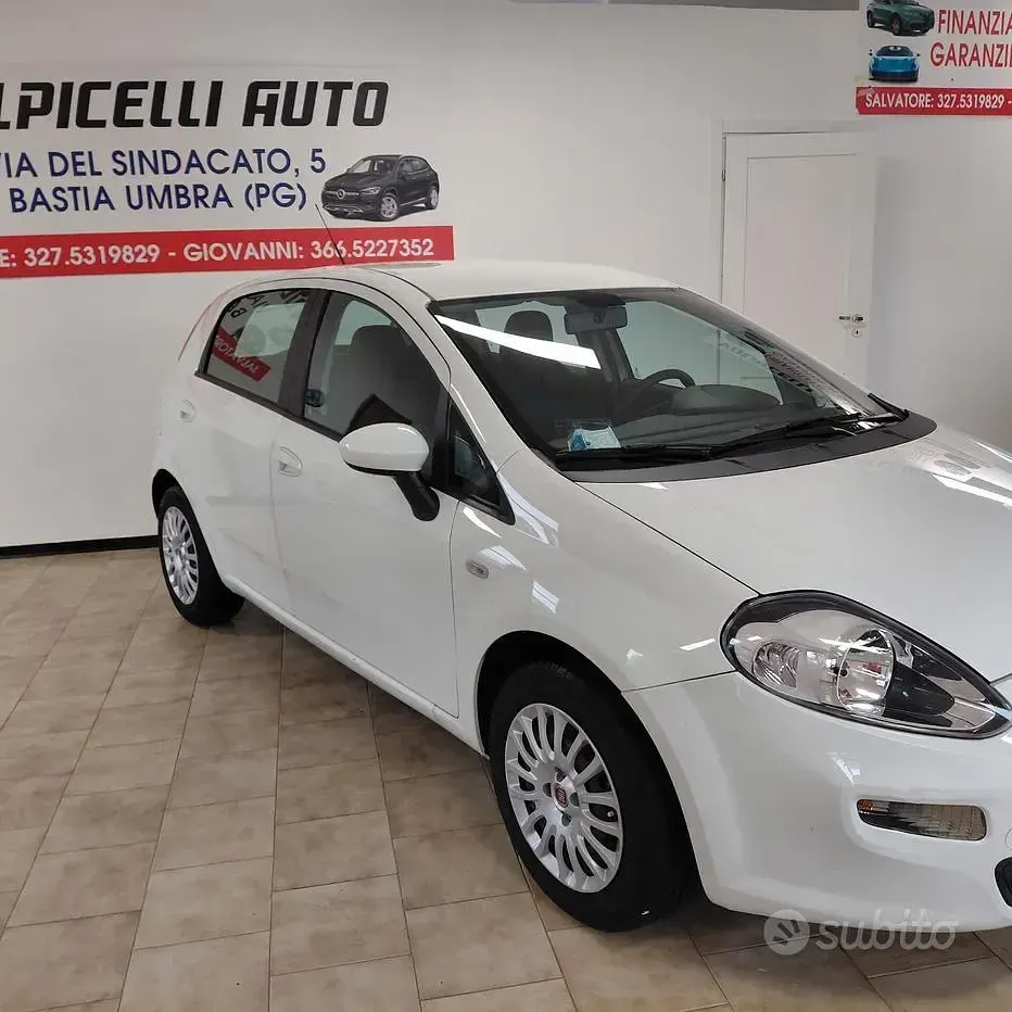 Usata Fiat Punto 69 CV (50 kW) 2014 Bianco Utilitaria