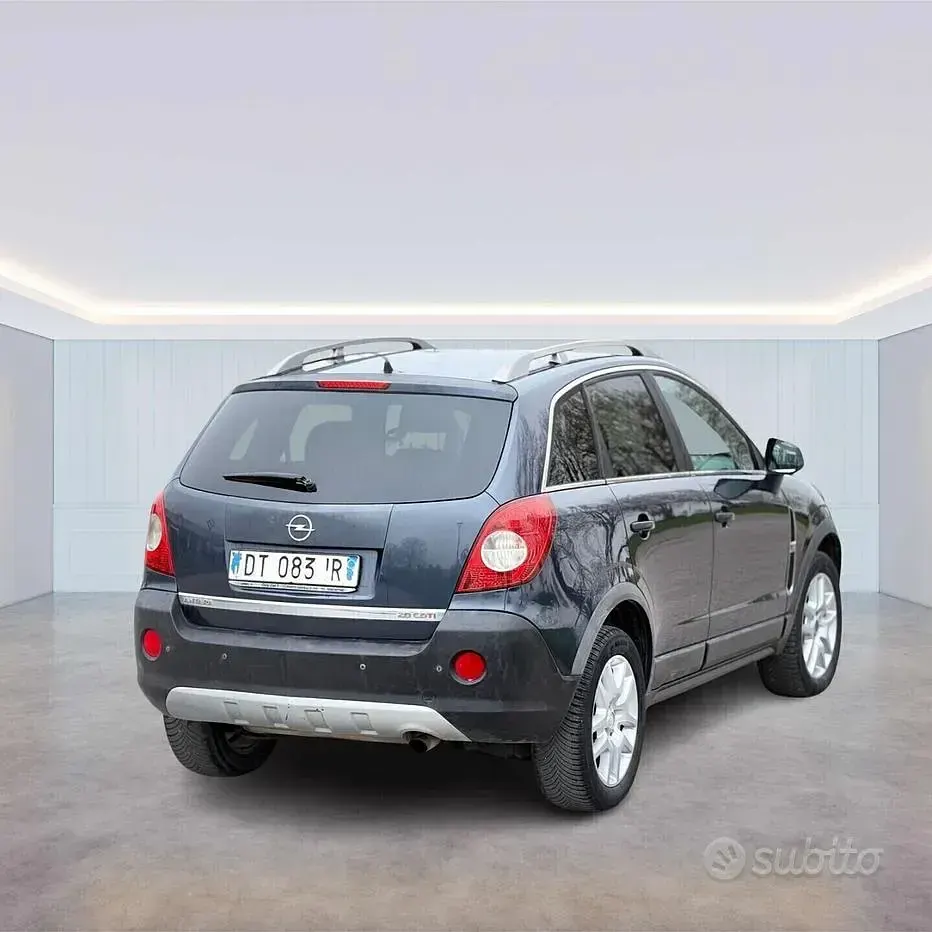 Usata Opel Antara 150 CV (110 kW) 2009 Grigio SUV