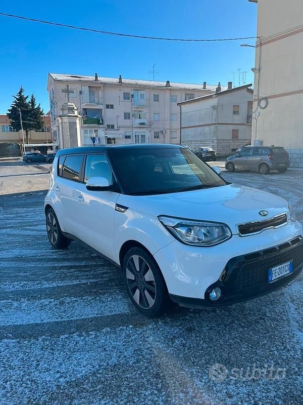 Usata Kia Soul 136 CV (100 kW) 2016 Bianco SUV