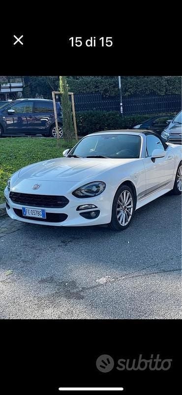 Bianco Usata 2016 Fiat 124 Spider Lusso Cabrio | 17.000 € (Buon prezzo) - Immagine 1/4