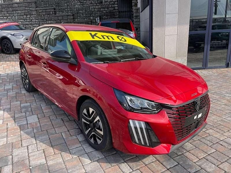 Nuova Peugeot 208 Allure 101 CV (74 kW) 2026 Rosso elixir Utilitaria