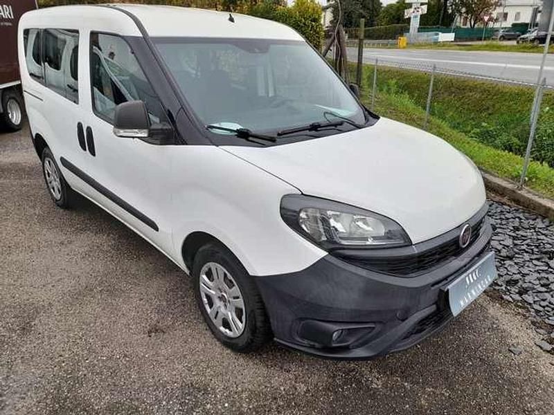 Usata Fiat Doblò 95 CV (69 kW) 2018 Bianco Monovolume