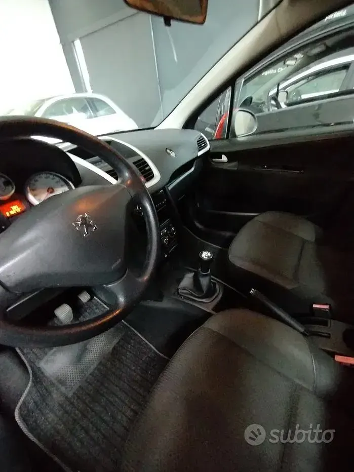 Usata Peugeot 207 2010 Rosso Berlina