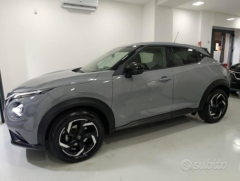 Usata Nissan Juke Acenta 114 CV (83 kW) 2023 Grigio SUV