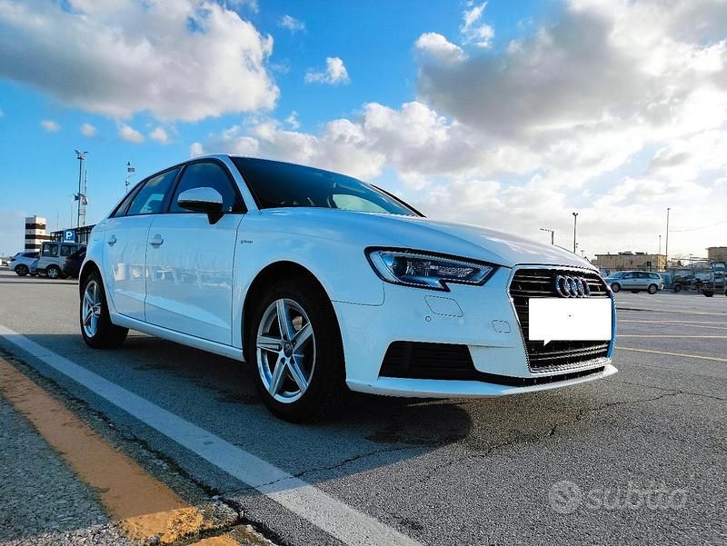 Usata Audi A3 150 CV (110 kW) 2017 Bianco Utilitaria