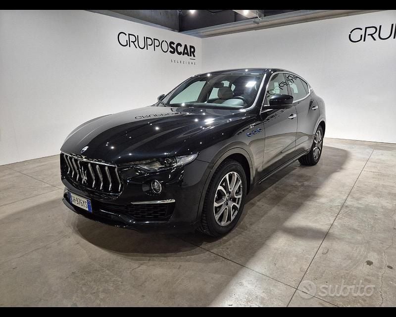 Usata Maserati Levante 330 CV (242 kW) 2022 Nero SUV