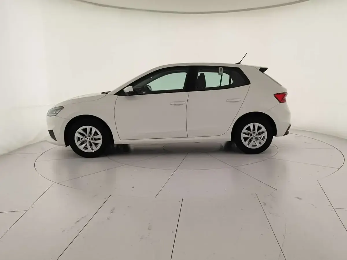 Usata Skoda Fabia Ambition 95 CV (69 kW) 2023 Bianco magnolia Utilitaria