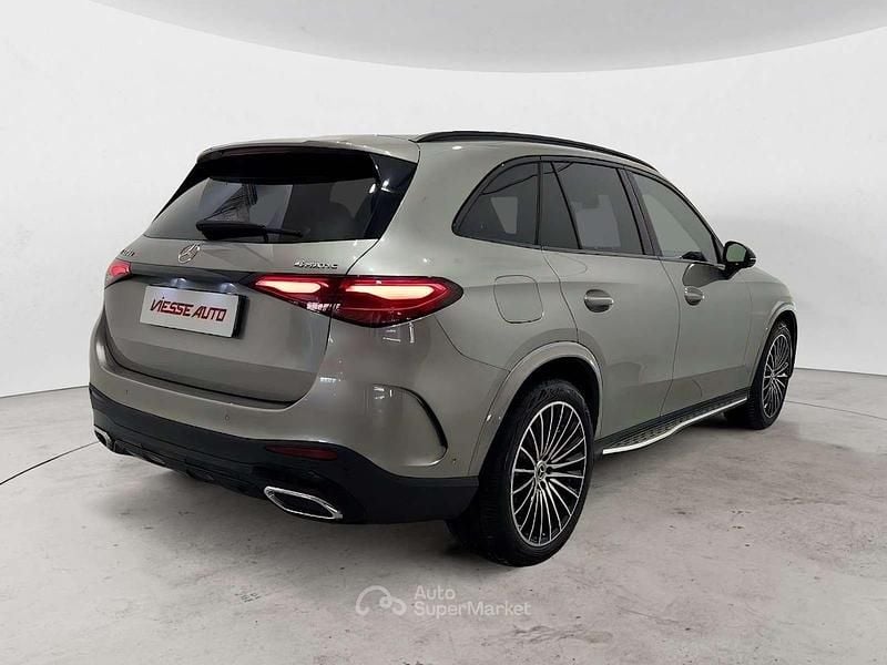 Usata Mercedes GLC220 AMG 197 CV (144 kW) 2023 Oro SUV