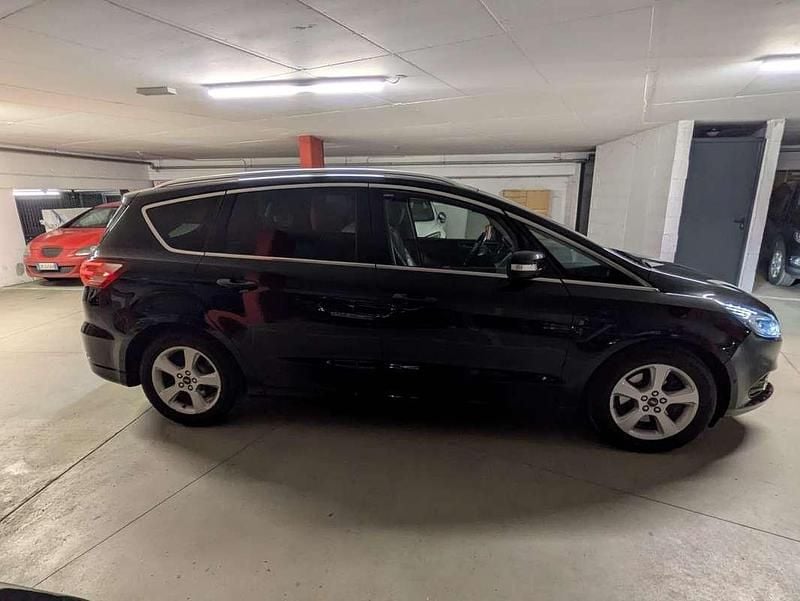 Usata Ford S-MAX Business Edition 179 CV (131 kW) 2016 Nero Monovolume