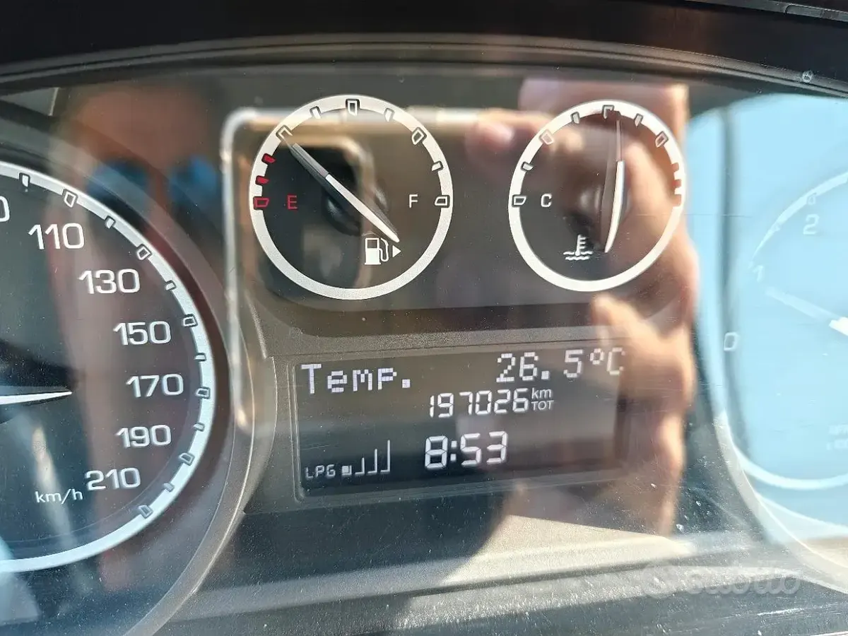 Usata Lancia Ypsilon 69 CV (50 kW) 2012 Utilitaria