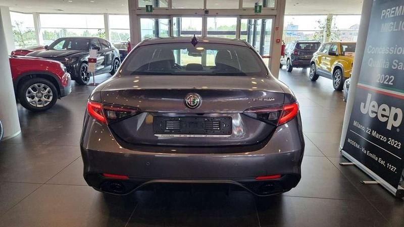 Nuova Alfa Romeo Giulia Sprint 160 CV (117 kW) 2026 Grigio scuro Berlina