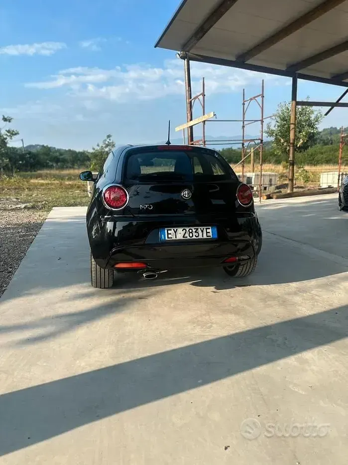 Usata Alfa Romeo MiTo 120 CV (88 kW) 2015 Bluazzurro Utilitaria