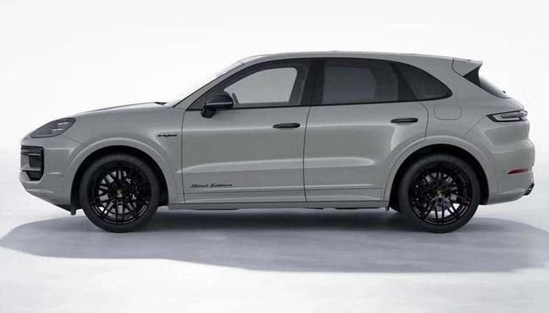 Nuova Porsche Cayenne Black Edition 470 CV (345 kW) 2026 Grigio SUV